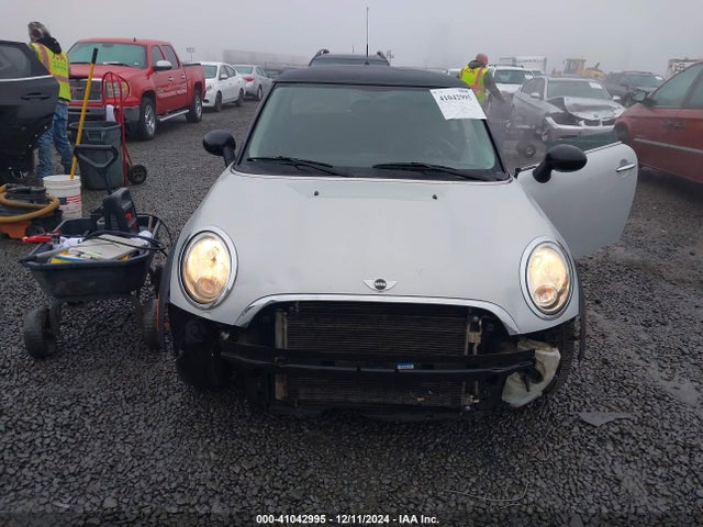 2012 MINI COOPER WMWSU3C55CT261484 Photo 5