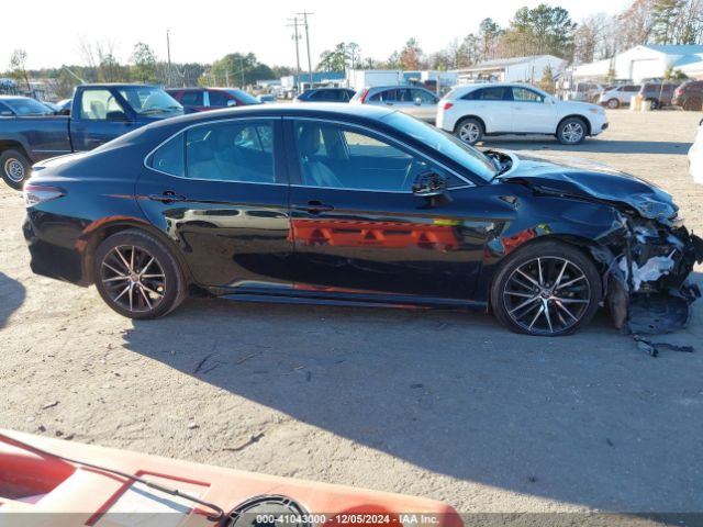 4T1G11AK2NU676446 Toyota CAMRY SE