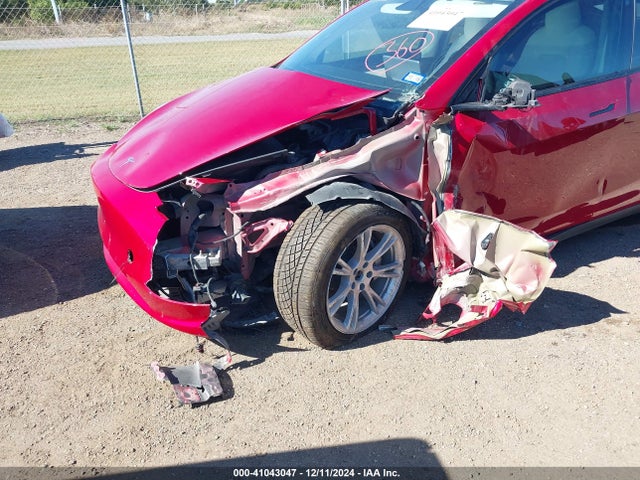 2020 TESLA MODEL Y 5YJYGDEE5LF049713 Photo 5