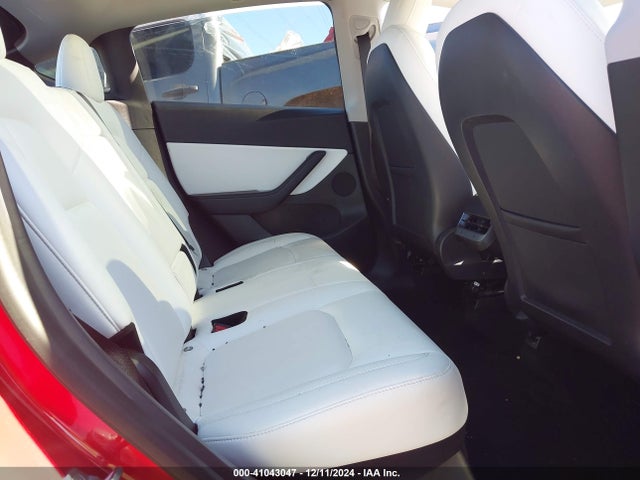 2020 TESLA MODEL Y 5YJYGDEE5LF049713 Photo 7