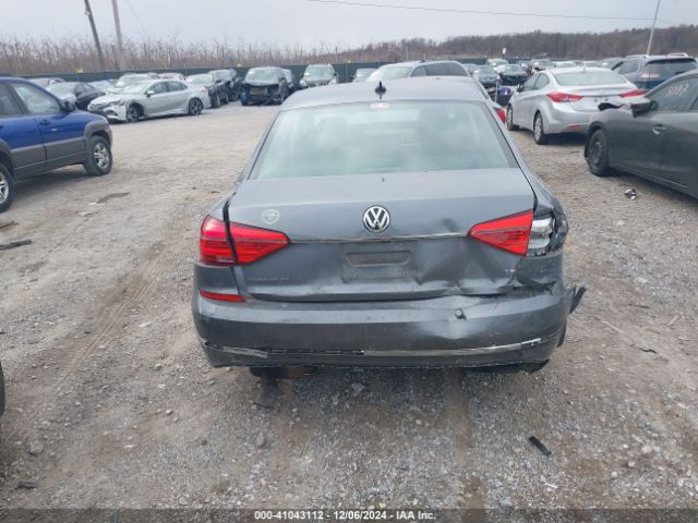 1VWBT7A30GC024841 Volkswagen Passat 1.8t Se