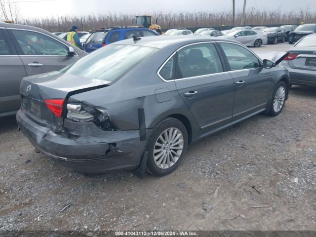 1VWBT7A30GC024841 Volkswagen Passat 1.8t Se