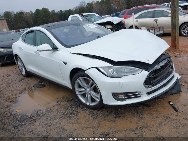 2013 TESLA MODEL S 5YJSA1CN6DFP22955 Photo 0