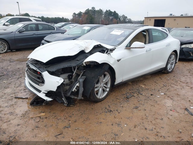 2013 TESLA MODEL S 5YJSA1CN6DFP22955 Photo 1