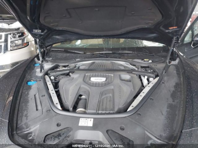 WP0AA2A75KL102372 Porsche PANAMERA 4