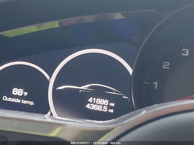 WP0AA2A75KL102372 Porsche PANAMERA 4