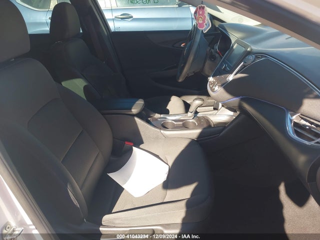Chevrolet MALIBU 1LT 2017 1G1ZE5ST7HF111353 Image 5