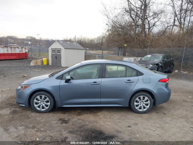 JTDEPMAE0NJ220632 Toyota COROLLA LE