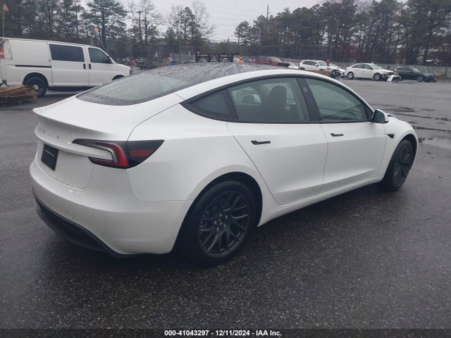 2024 TESLA MODEL 3 5YJ3E1EA7RF729214 Photo 3