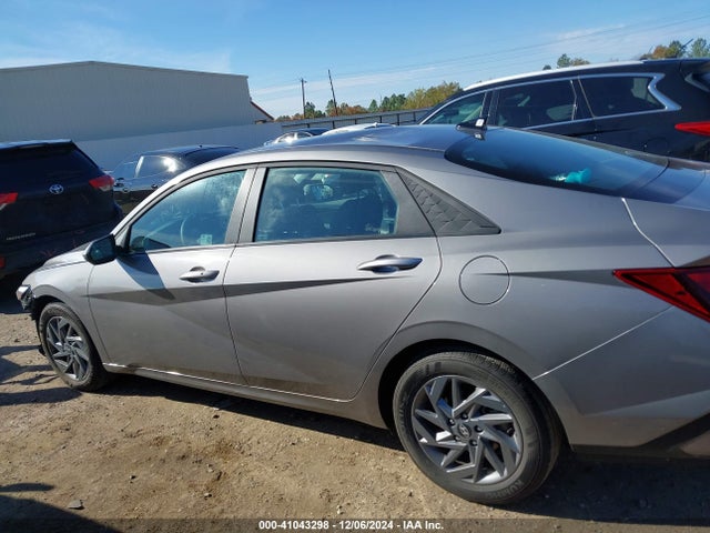Hyundai ELANTRA SEL 2024 KMHLM4DG7RU784954 Image 15