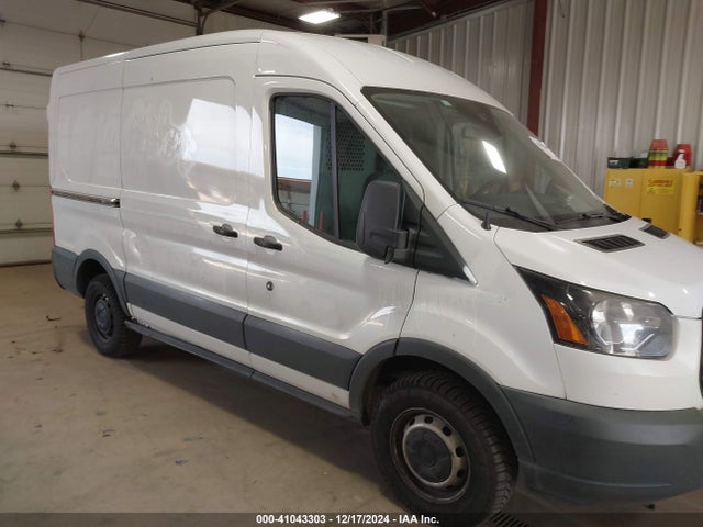 Ford Transit-250 2017 1FTYR1CG7HKB21065 Image 1