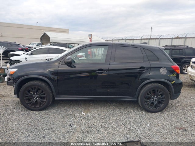 JA4AP3AU5KU024416 Mitsubishi Outlander Sport 2.0 Le