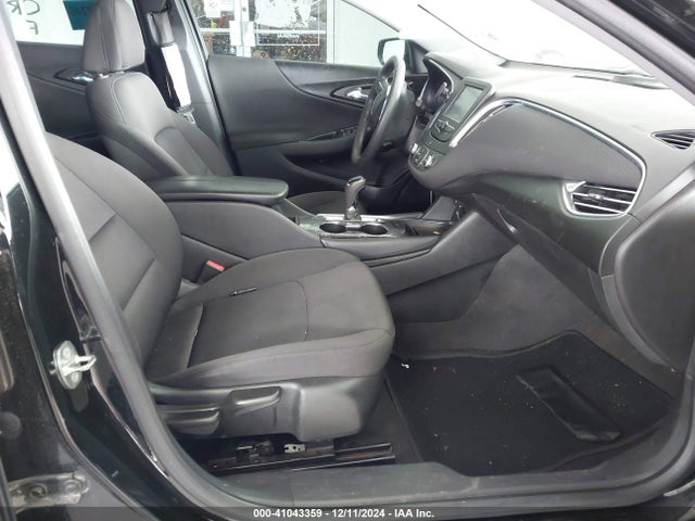 Chevrolet MALIBU LT 2018 1G1ZD5STXJF147496 Image 5