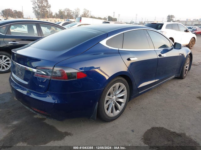 2018 TESLA MODEL S 5YJSA1E27JF272456 Photo 3