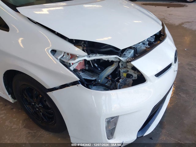 Toyota Prius Four 2015 JTDKN3DUXF0438493 Image 18