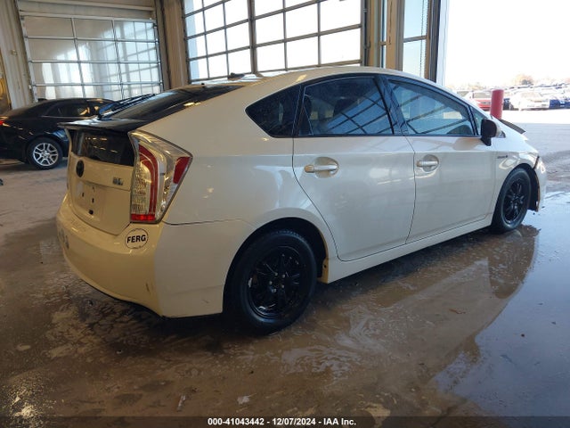 Toyota Prius Four 2015 JTDKN3DUXF0438493 Image 4