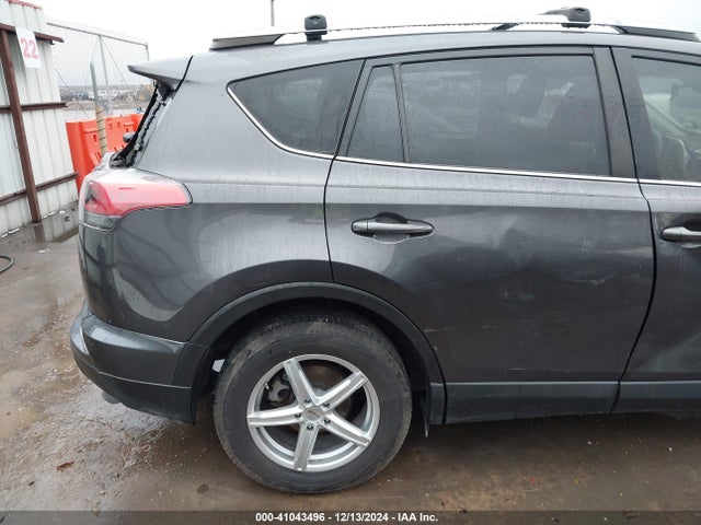 JTMZFREV6HJ712808 Toyota RAV4 LE