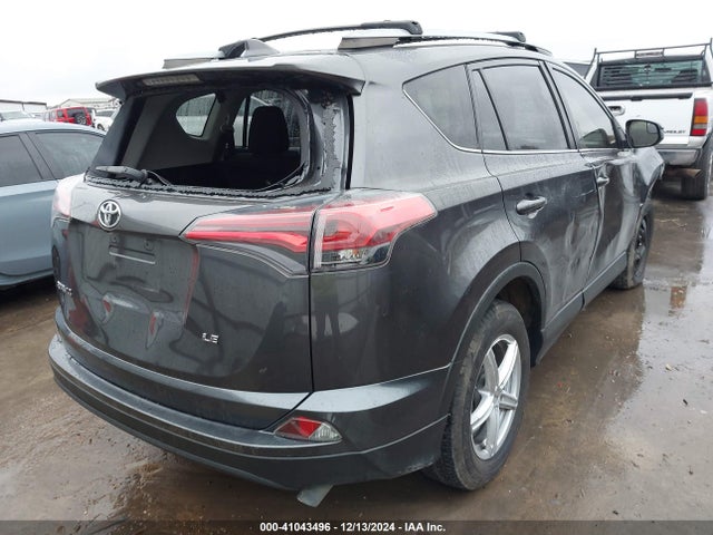 JTMZFREV6HJ712808 Toyota RAV4 LE