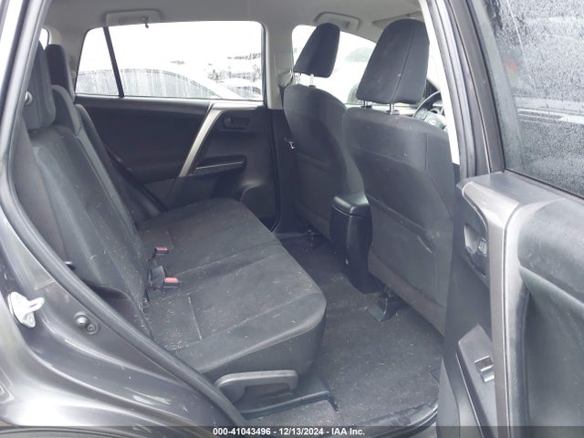JTMZFREV6HJ712808 Toyota RAV4 LE