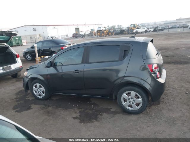 1G1JA6SH5E4209301 Chevrolet Sonic Ls Auto