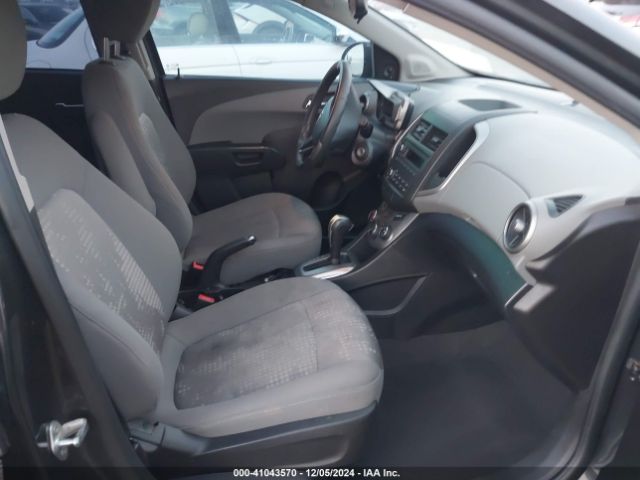 1G1JA6SH5E4209301 Chevrolet Sonic Ls Auto
