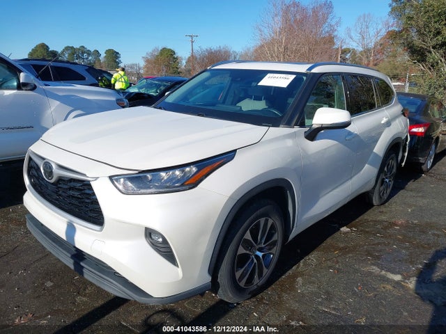 Toyota Highlander Xle 2020 5TDHZRAH7LS021088 Image 2