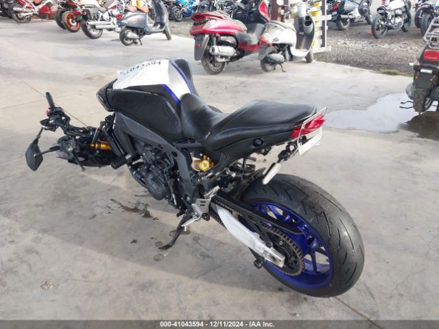 2021 YAMAHA MT09 JYARN72E3MA000595 Photo 2