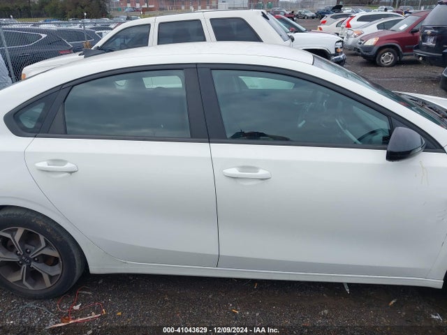 KIA Forte Lxs 2021 3KPF24AD0ME271022 Image 13