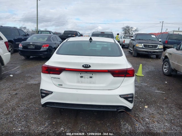 KIA Forte Lxs 2021 3KPF24AD0ME271022 Image 16