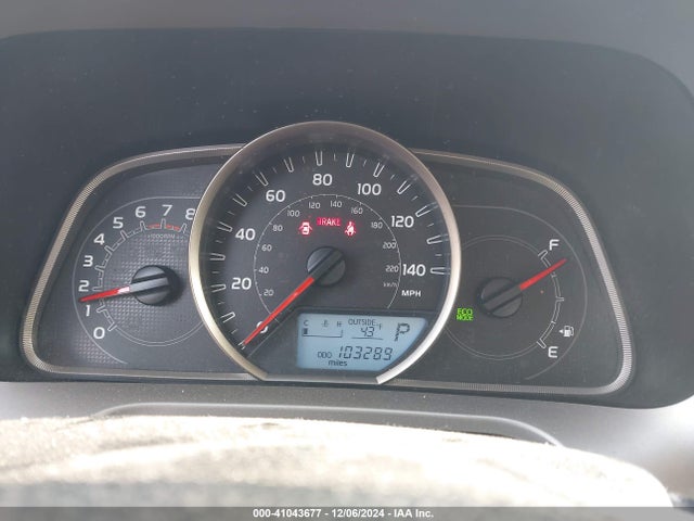 Toyota RAV4 LE 2015 JTMBFREV9FD142171 Image 7
