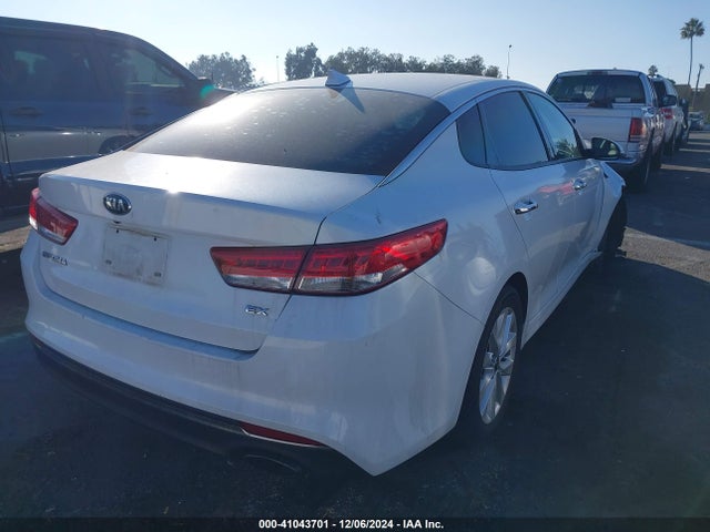 KIA OPTIMA EX 2016 5XXGU4L36GG121186 Image 4