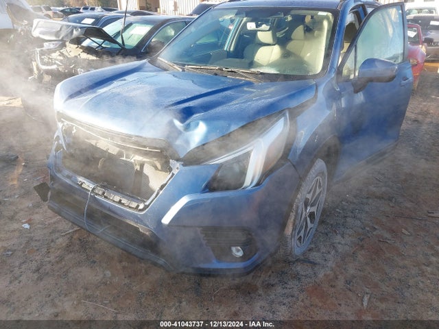 JF2SKADCXRH444516 Subaru Forester Premium