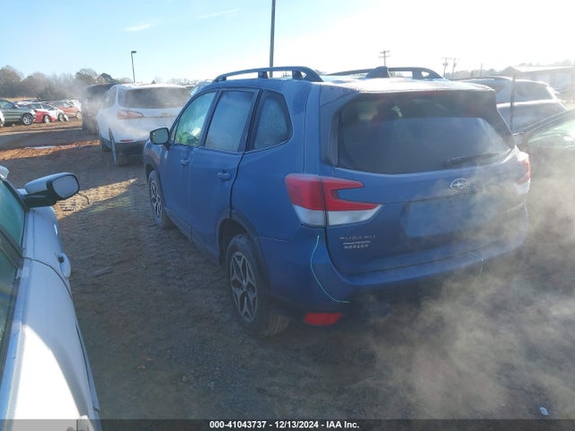 JF2SKADCXRH444516 Subaru Forester Premium