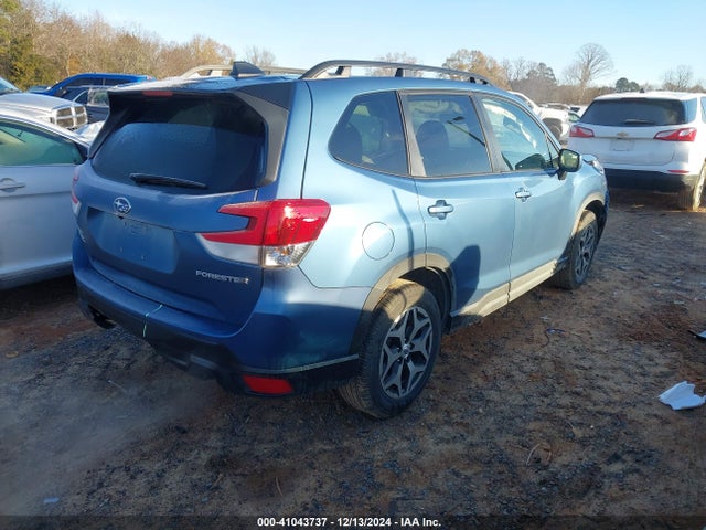 JF2SKADCXRH444516 Subaru Forester Premium