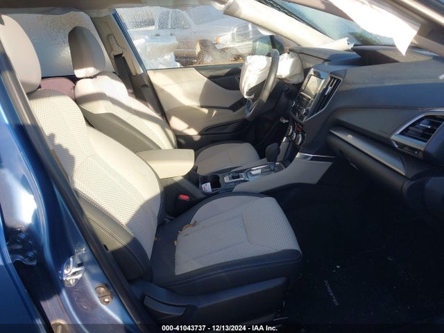 JF2SKADCXRH444516 Subaru Forester Premium