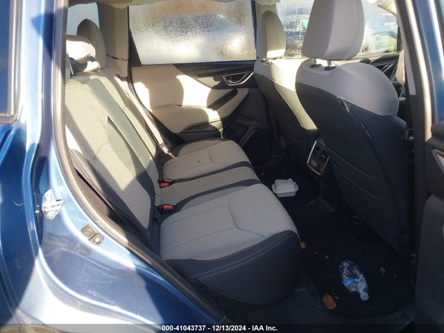JF2SKADCXRH444516 Subaru Forester Premium