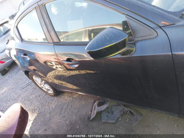 3MYDLBYVXHY180353 Toyota YARIS IA