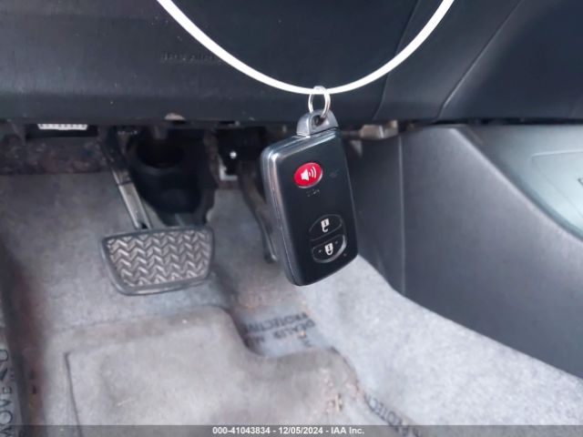 JTDKN3DU6E1764073 Toyota Prius Two