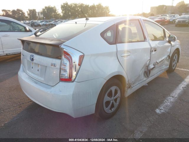 JTDKN3DU6E1764073 Toyota Prius Two