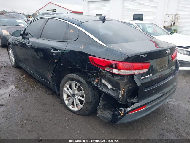 KIA Optima Lx 2018 5XXGT4L30JG222699 Image 3