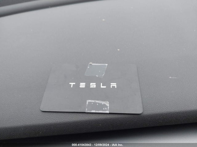 2021 TESLA MODEL Y 5YJYGDEE5MF137825 Photo 10