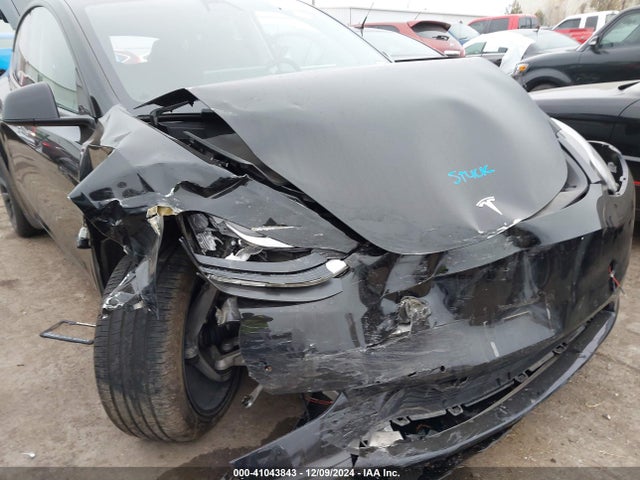 2021 TESLA MODEL Y 5YJYGDEE5MF137825 Photo 5