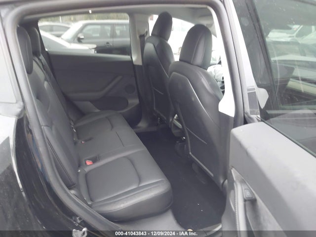 2021 TESLA MODEL Y 5YJYGDEE5MF137825 Photo 7