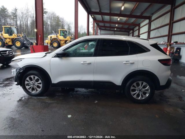 1FMCU9GN7RUA78607 Ford Escape Active