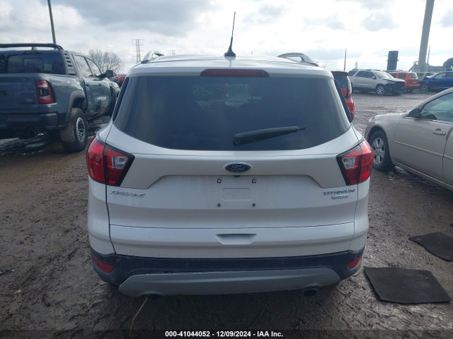 Ford Escape Titanium 2019 1FMCU0J9XKUA61121 Image 16