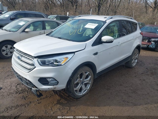 Ford Escape Titanium 2019 1FMCU0J9XKUA61121 Image 2