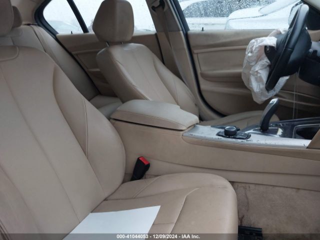 WBA3B1C51FP831380 BMW 320i