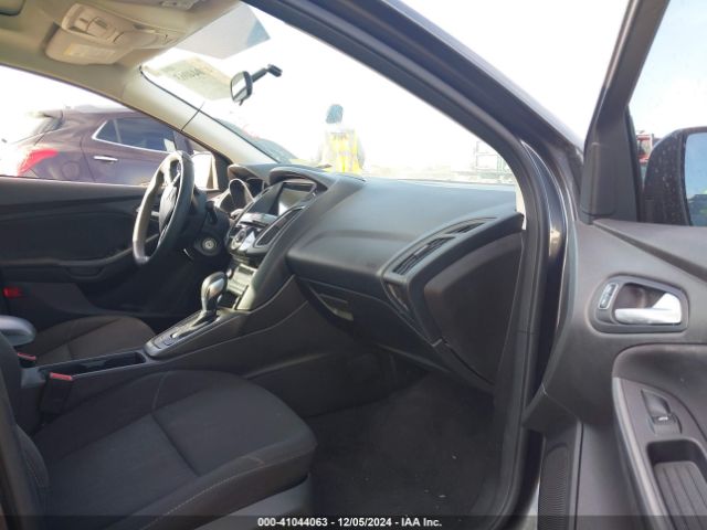 1FADP3H28HL255015 Ford FOCUS SEL