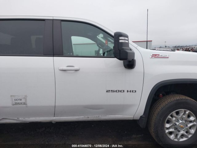 2GC1YNEY4P1730968 Chevrolet Silverado 2500hd 4wd  Standard Bed Lt