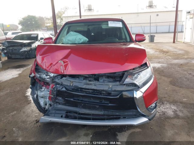 JA4AZ3A35JZ041056 Mitsubishi Outlander Se